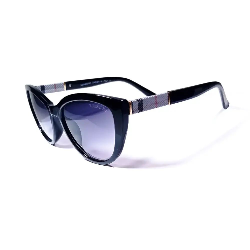 renoor-burberry-bu7199-women-black-angle.webp عینک آفتابی زنــانه بری بری-burberry - کد BU7199 - تصویر 1